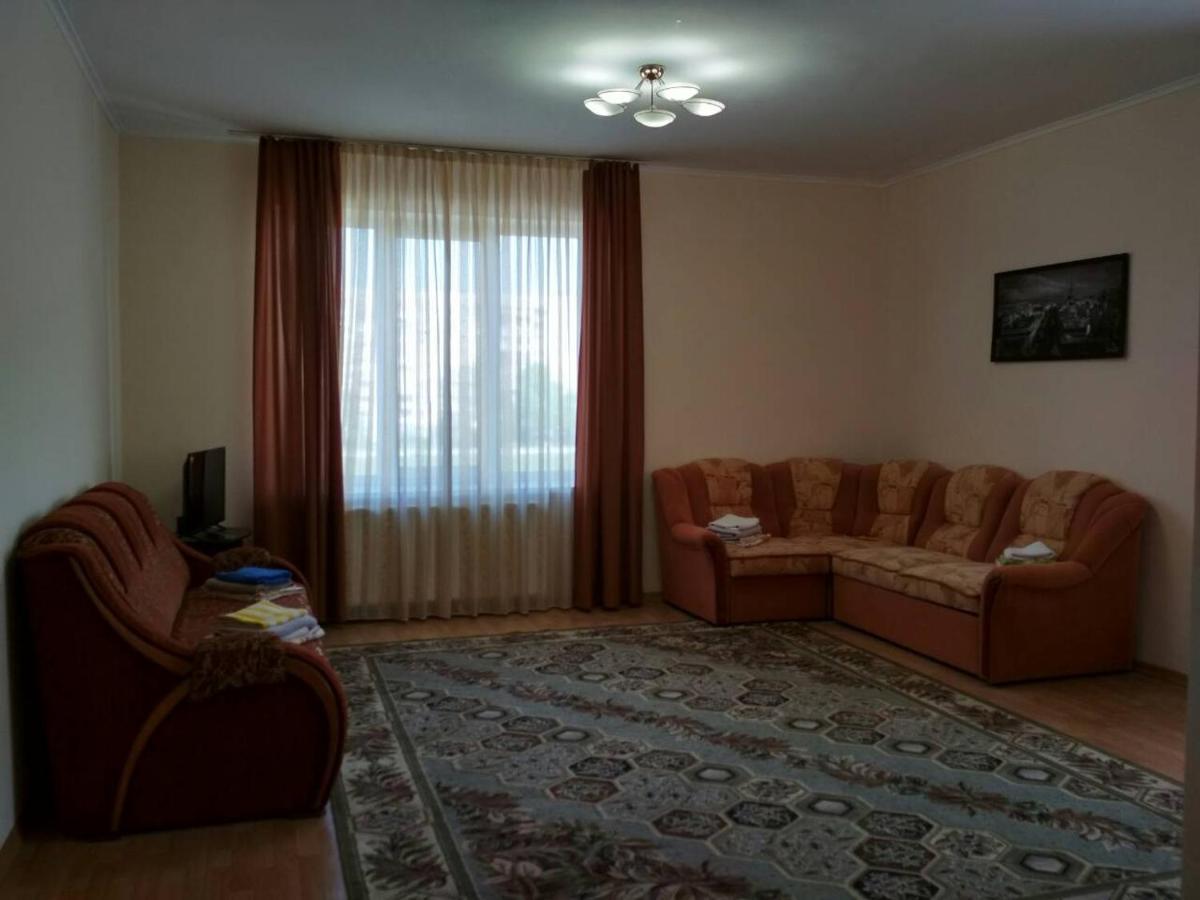 Apartments Domovik Просторная Квартира С Видом На Горы Mukaczewo Zewnętrze zdjęcie