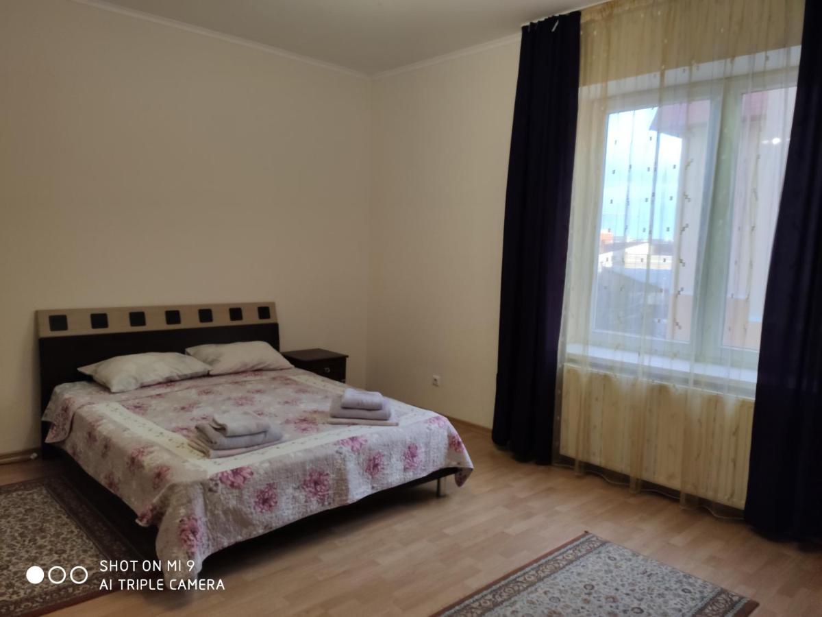 Apartments Domovik Просторная Квартира С Видом На Горы Mukaczewo Zewnętrze zdjęcie