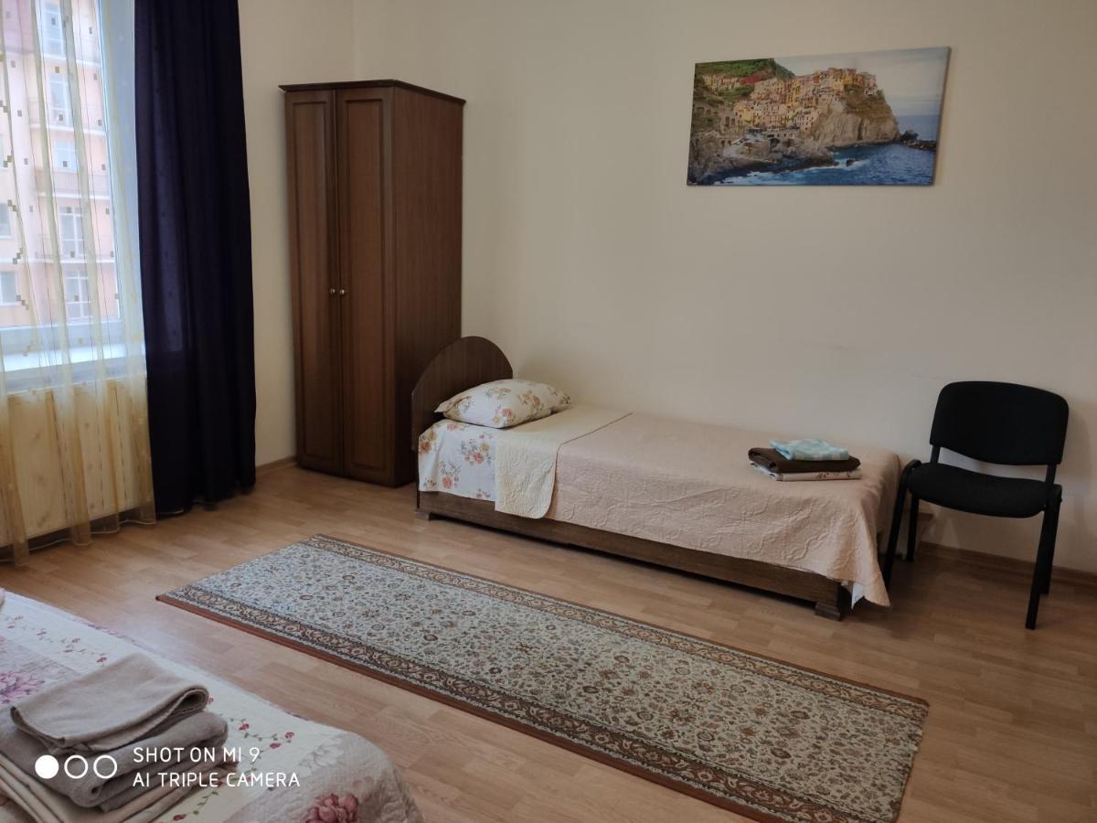 Apartments Domovik Просторная Квартира С Видом На Горы Mukaczewo Zewnętrze zdjęcie