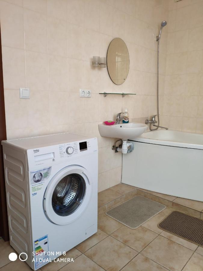 Apartments Domovik Просторная Квартира С Видом На Горы Mukaczewo Zewnętrze zdjęcie